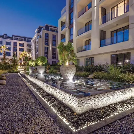 Luxury Amara In Complex Azur - Next To The Sf. Constantin și Elena